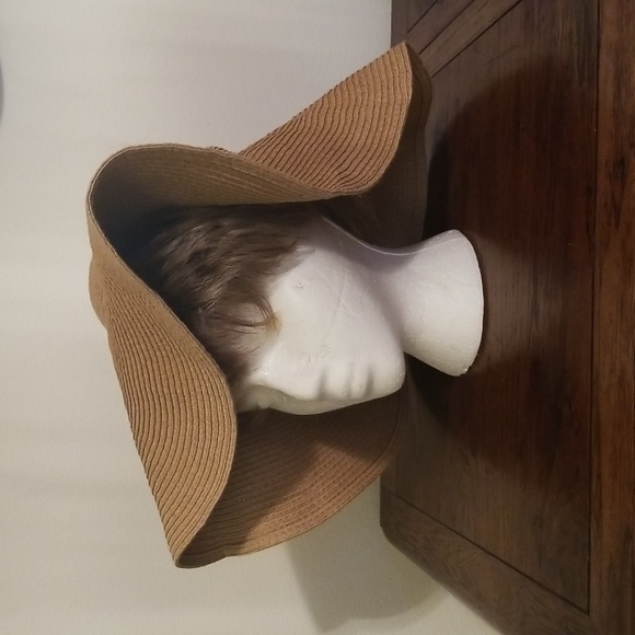 Old Navy Accessories - Old Navy Women’s Foldable Travel Wide Brim Hat